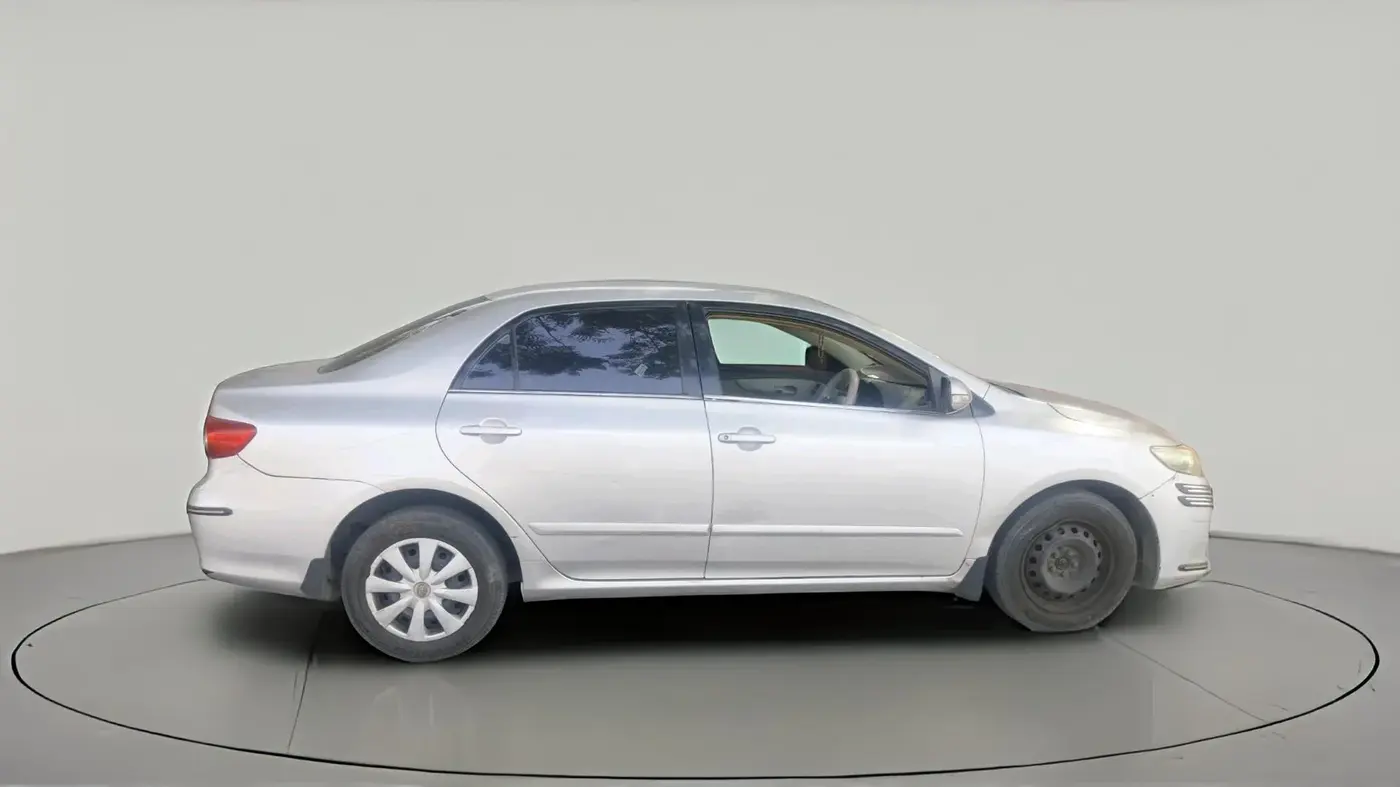 2011 Toyota Corolla Altis J PETROL, CNG, Manual, 1,50,026 km, exterior