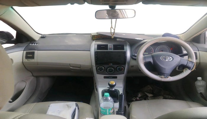2011 Toyota Corolla Altis J PETROL, CNG, Manual, 1,50,026 km, interior