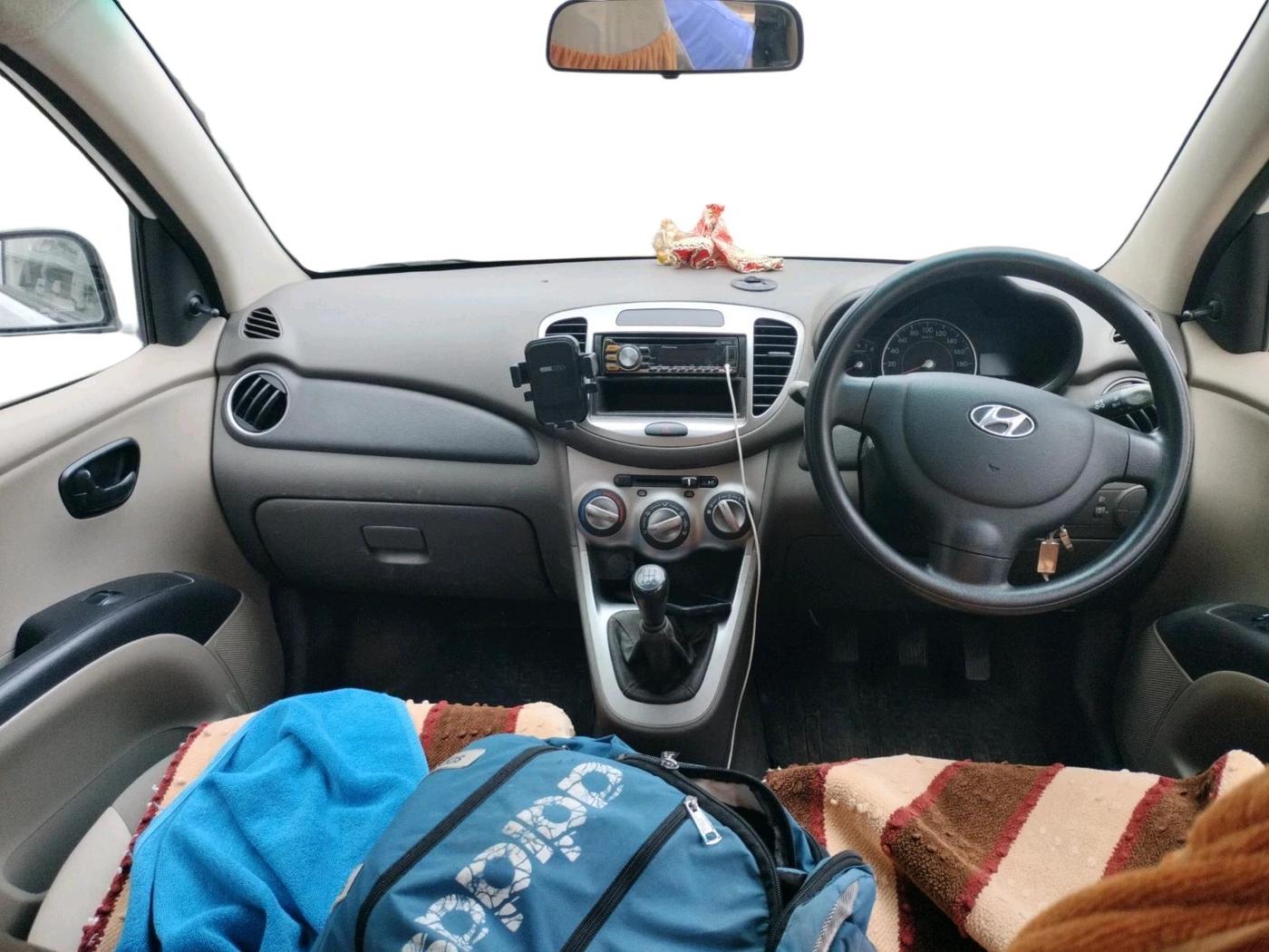 2014 Hyundai i10 MAGNA 1.1, Petrol, Manual, 81,439 km, interior