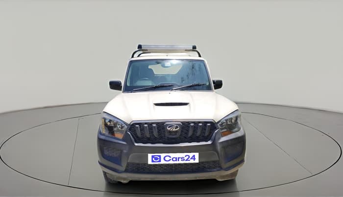 2017 Mahindra Scorpio S4 PLUS 1.99 INTELLI-HYBRID, Diesel, Manual, 28,773 km, exterior