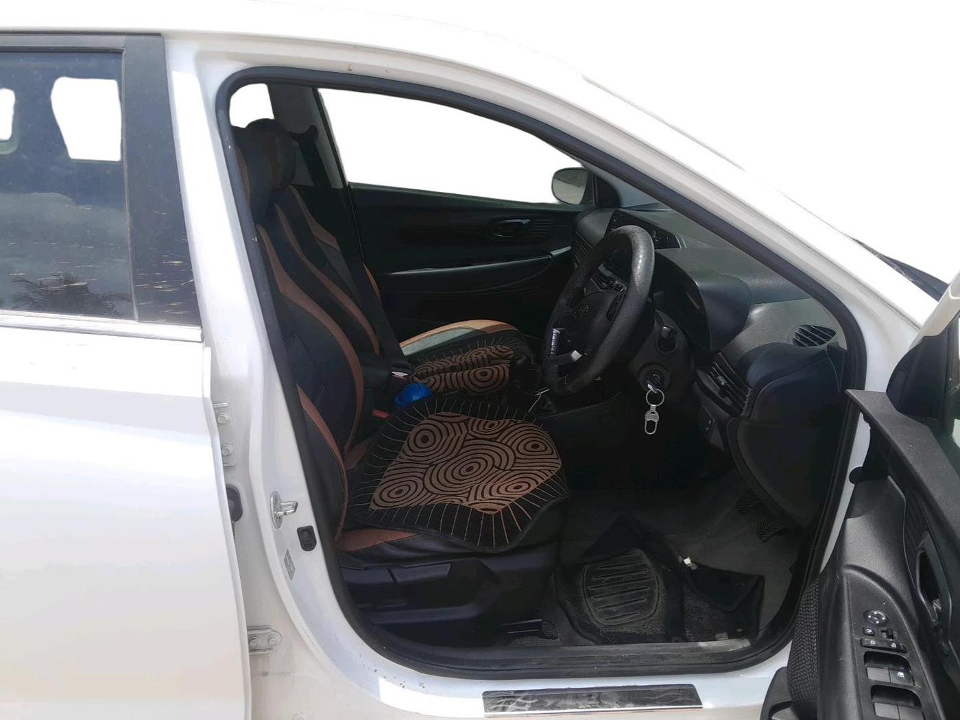 2022 Hyundai NEW I20 SPORTZ 1.2 MT, Petrol, Manual, 22,534 km, interior