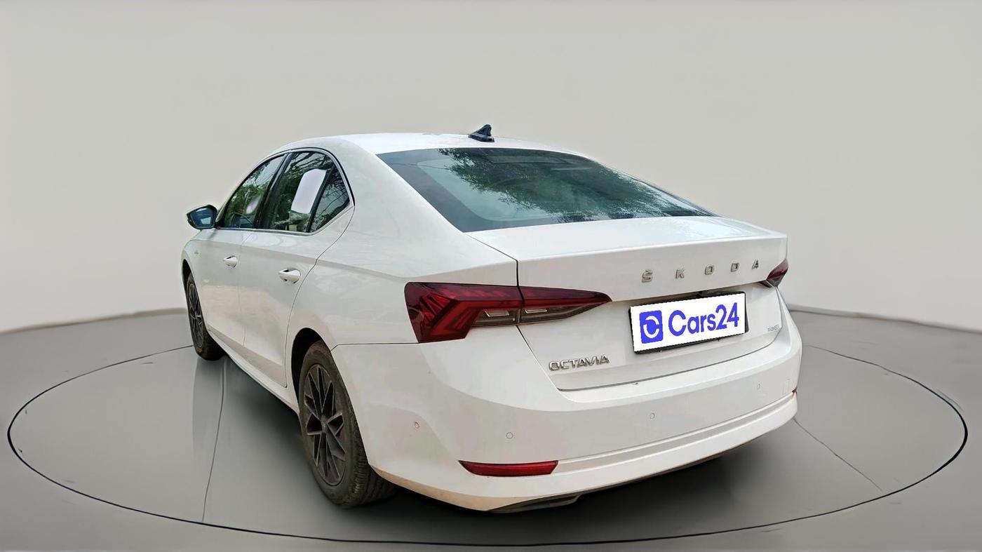 2021 Skoda Octavia L&K 2.0 AT, Petrol, Automatic, 60,854 km, exterior