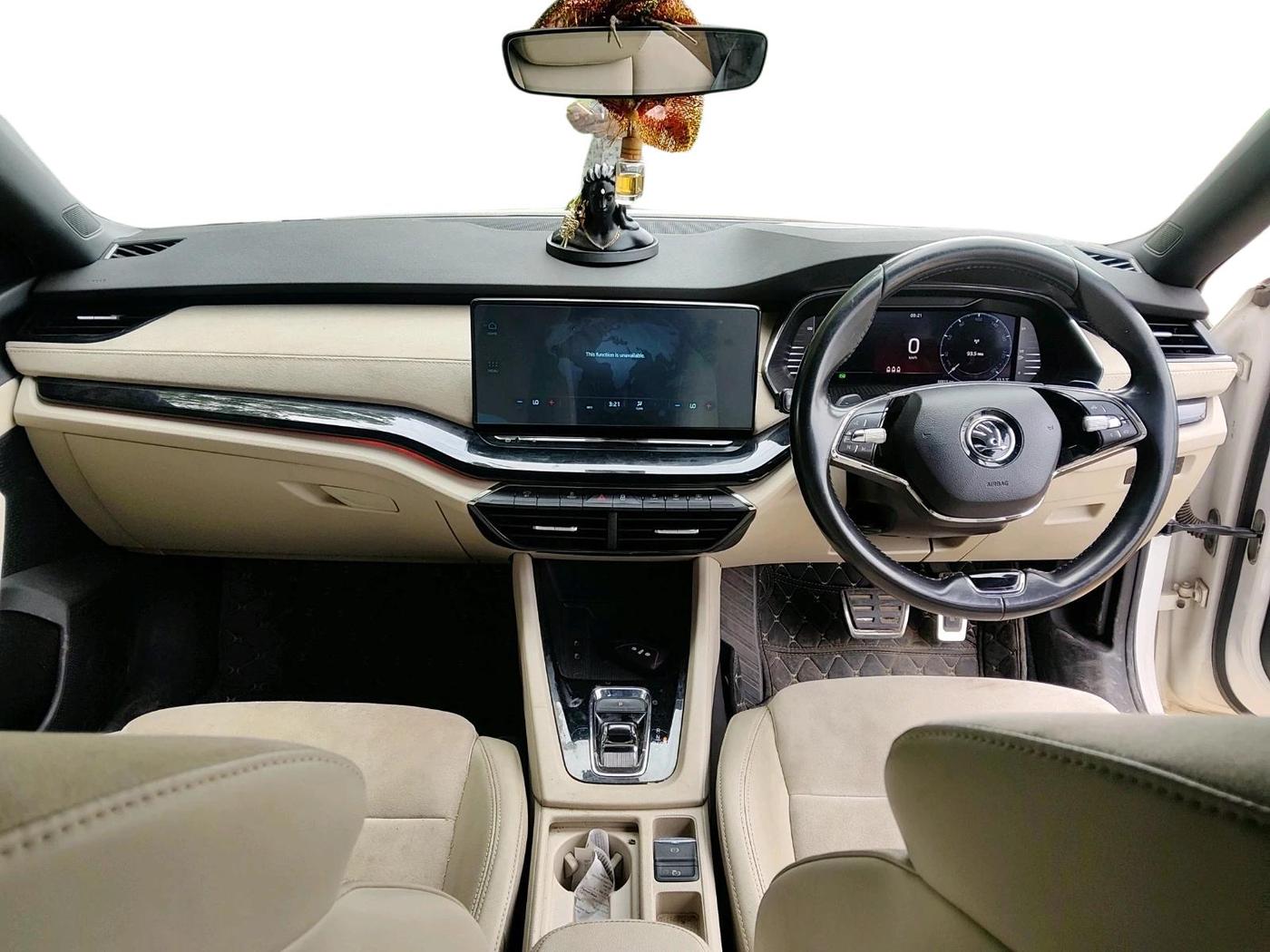 2021 Skoda Octavia L&K 2.0 AT, Petrol, Automatic, 60,854 km, interior