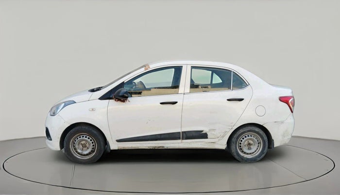 2016 Hyundai Xcent BASE 1.1, Diesel, Manual, 1,53,481 km, exterior