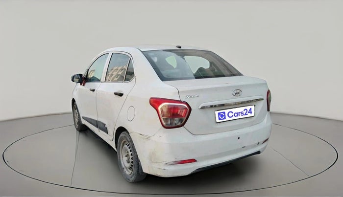 2016 Hyundai Xcent BASE 1.1, Diesel, Manual, 1,53,481 km, exterior