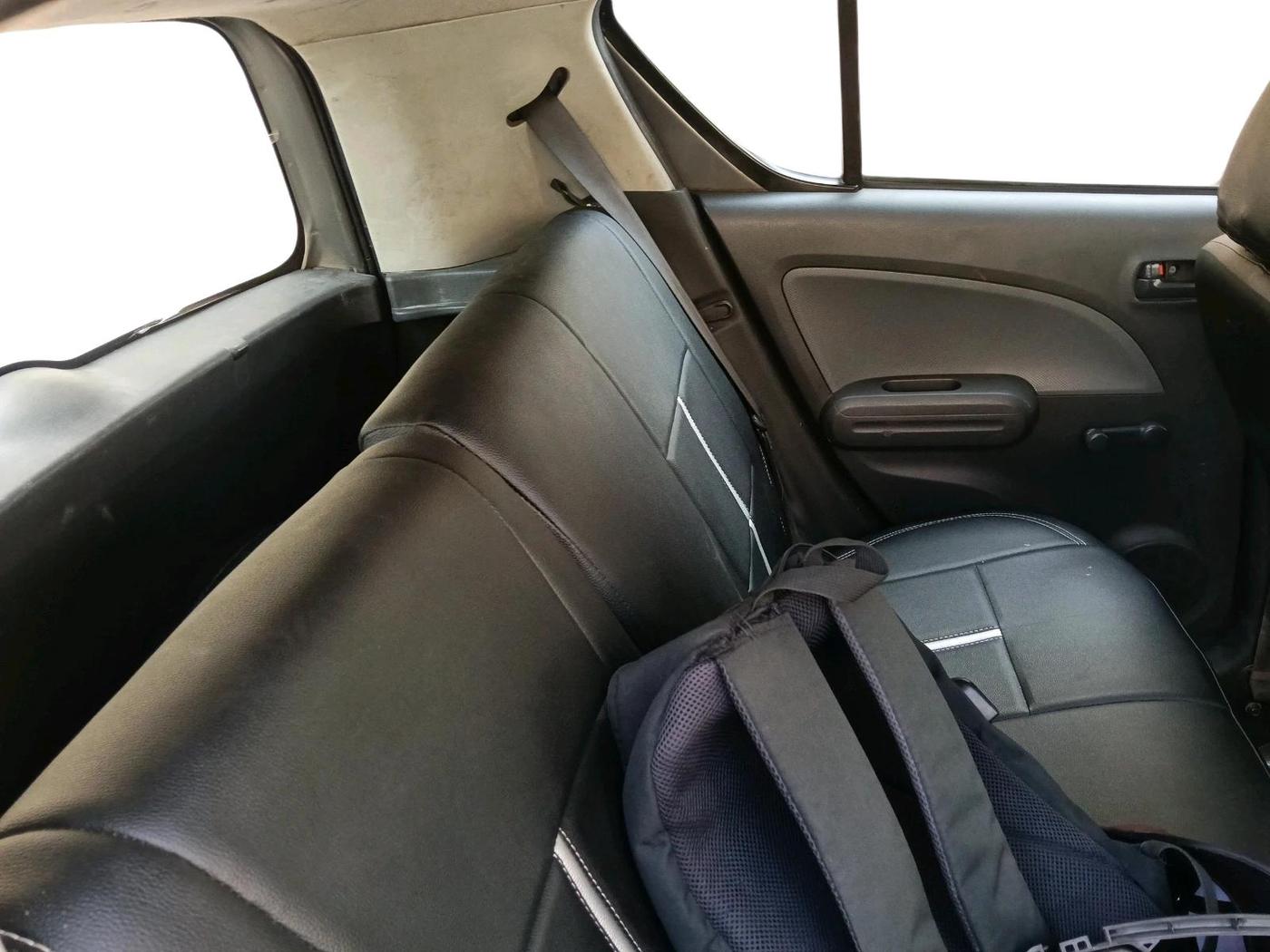 2011 Maruti Ritz LXI, CNG, Manual, 90,704 km, interior