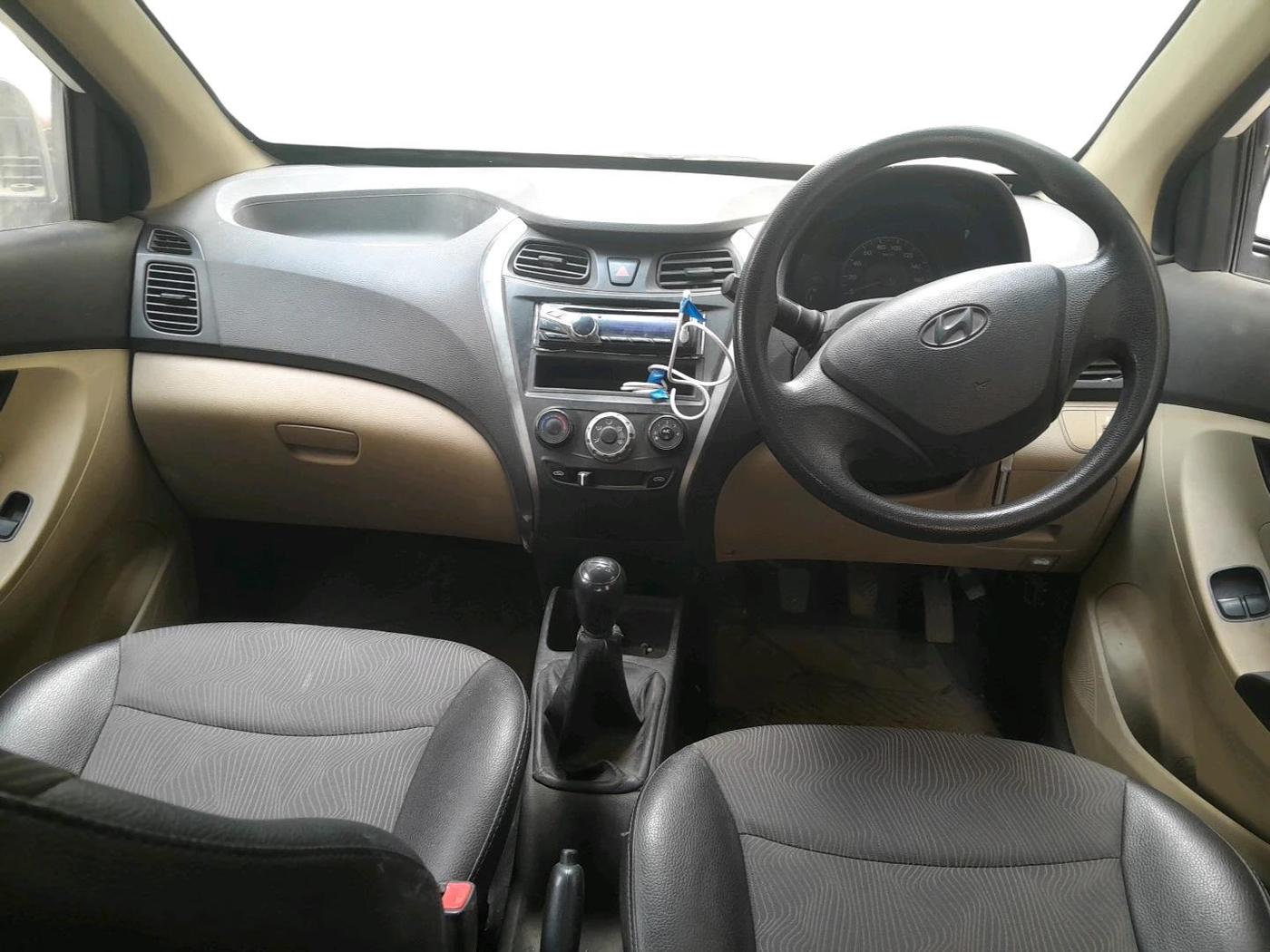 2013 Hyundai Eon ERA +, CNG, Manual, 67,746 km, interior