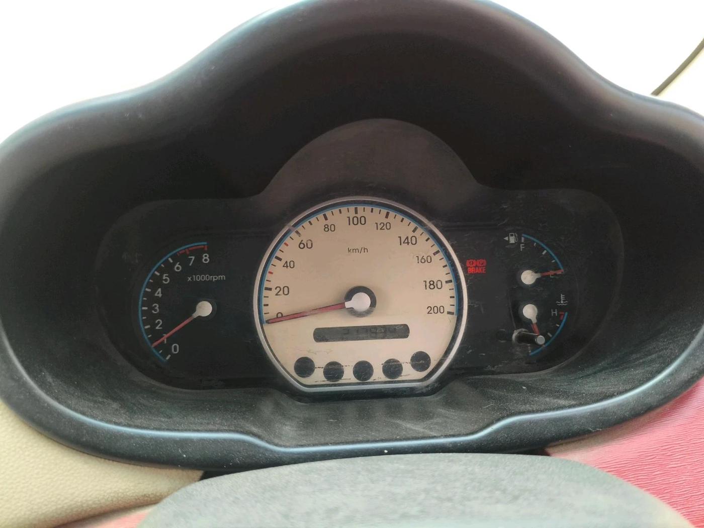 2010 Hyundai i10 MAGNA 1.2, Petrol, Manual, 2,17,834 km, interior