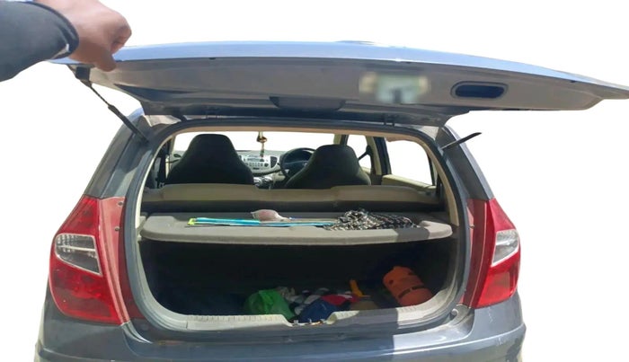 2015 Hyundai i10 SPORTZ 1.1, Petrol, Manual, 70,000 km, exterior