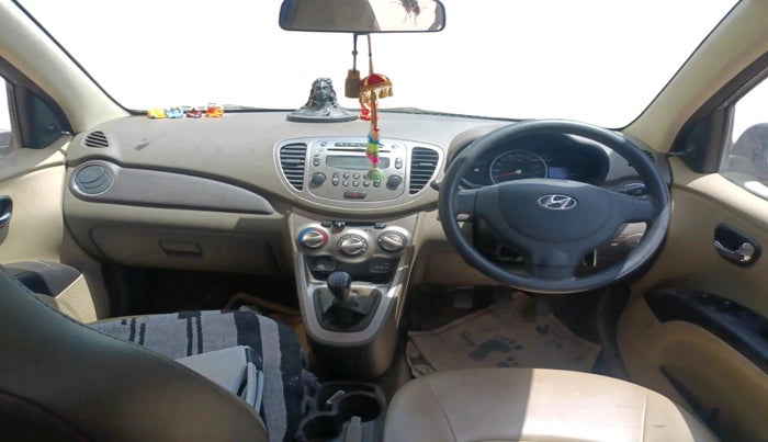 2015 Hyundai i10 SPORTZ 1.1, Petrol, Manual, 70,000 km, interior