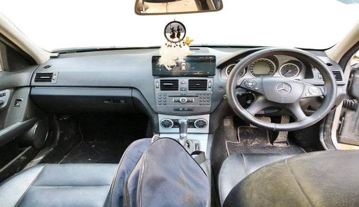 2010 Mercedes Benz E Class E 250 ELEGANCE, Petrol, Automatic, 90,585 km, interior