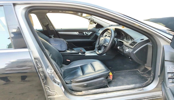 2010 Mercedes Benz E Class E 250 ELEGANCE, Petrol, Automatic, 90,585 km, interior