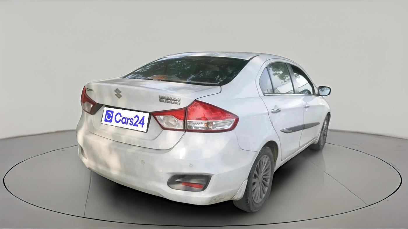 2017 Maruti Ciaz ALPHA 1.4 PETROL, CNG, Manual, 1,51,585 km, exterior