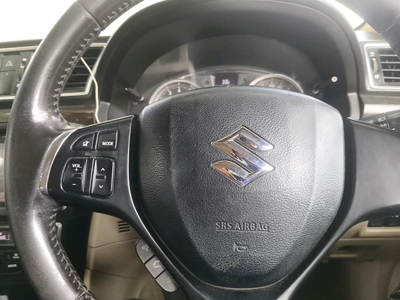 2017 Maruti Ciaz ALPHA 1.4 PETROL, CNG, Manual, 1,51,585 km, interior