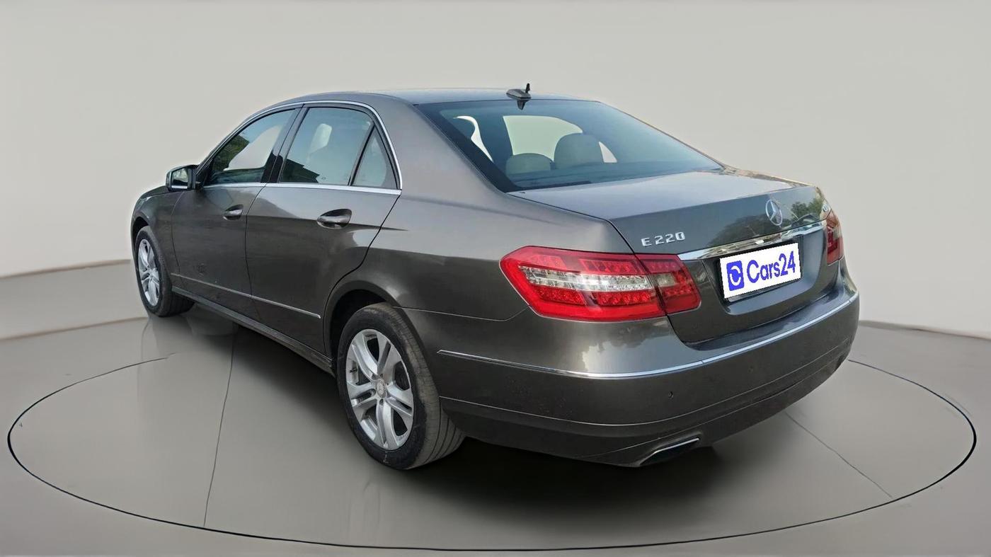 2013 Mercedes Benz E Class E 220 CDI avantgarde, Diesel, Automatic, 1,32,299 km, exterior