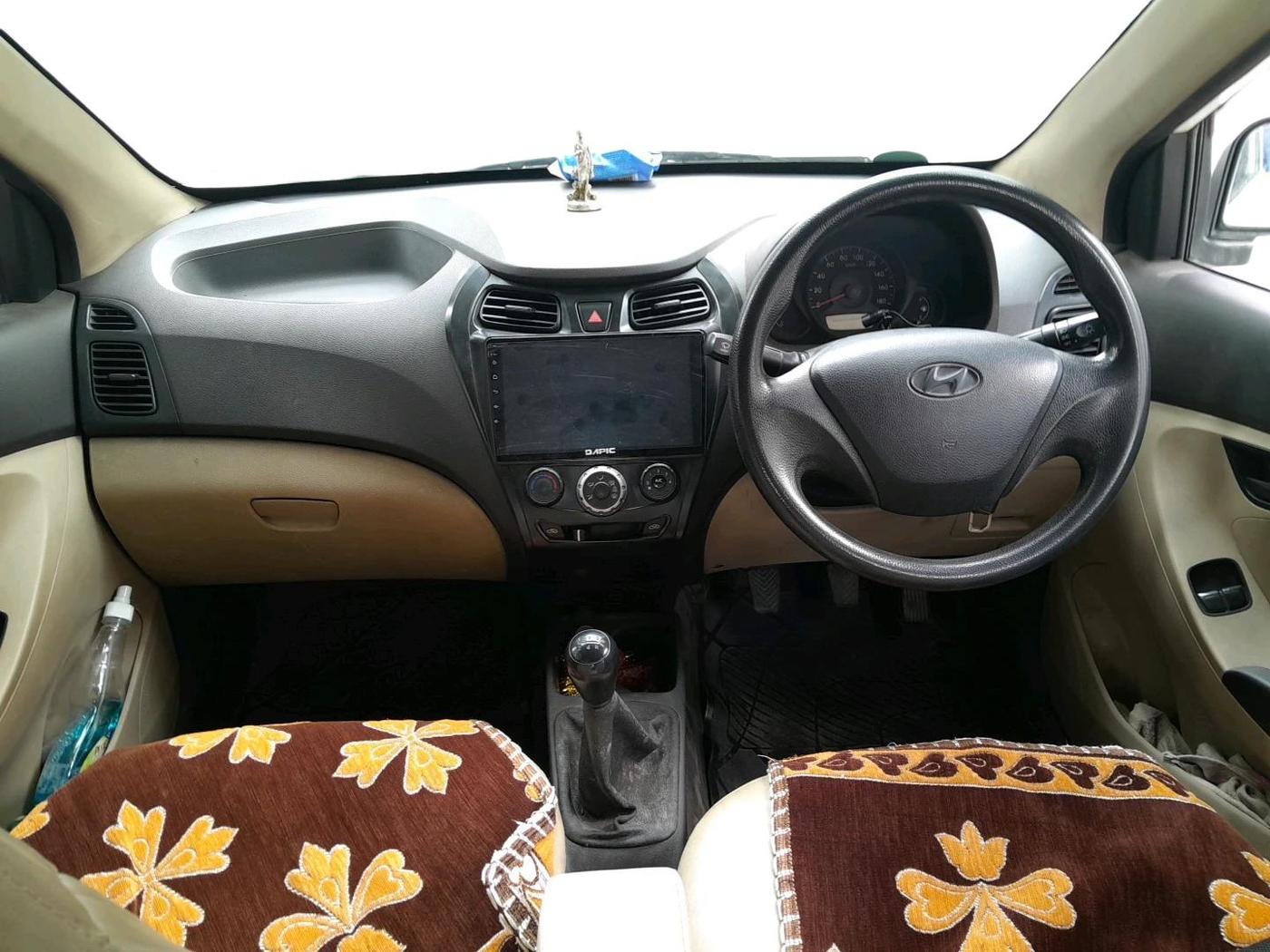 2015 Hyundai Eon ERA +, CNG, Manual, 86,054 km, interior