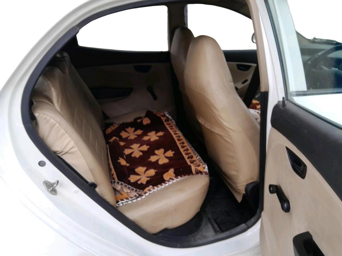 2015 Hyundai Eon ERA +, CNG, Manual, 86,054 km, interior