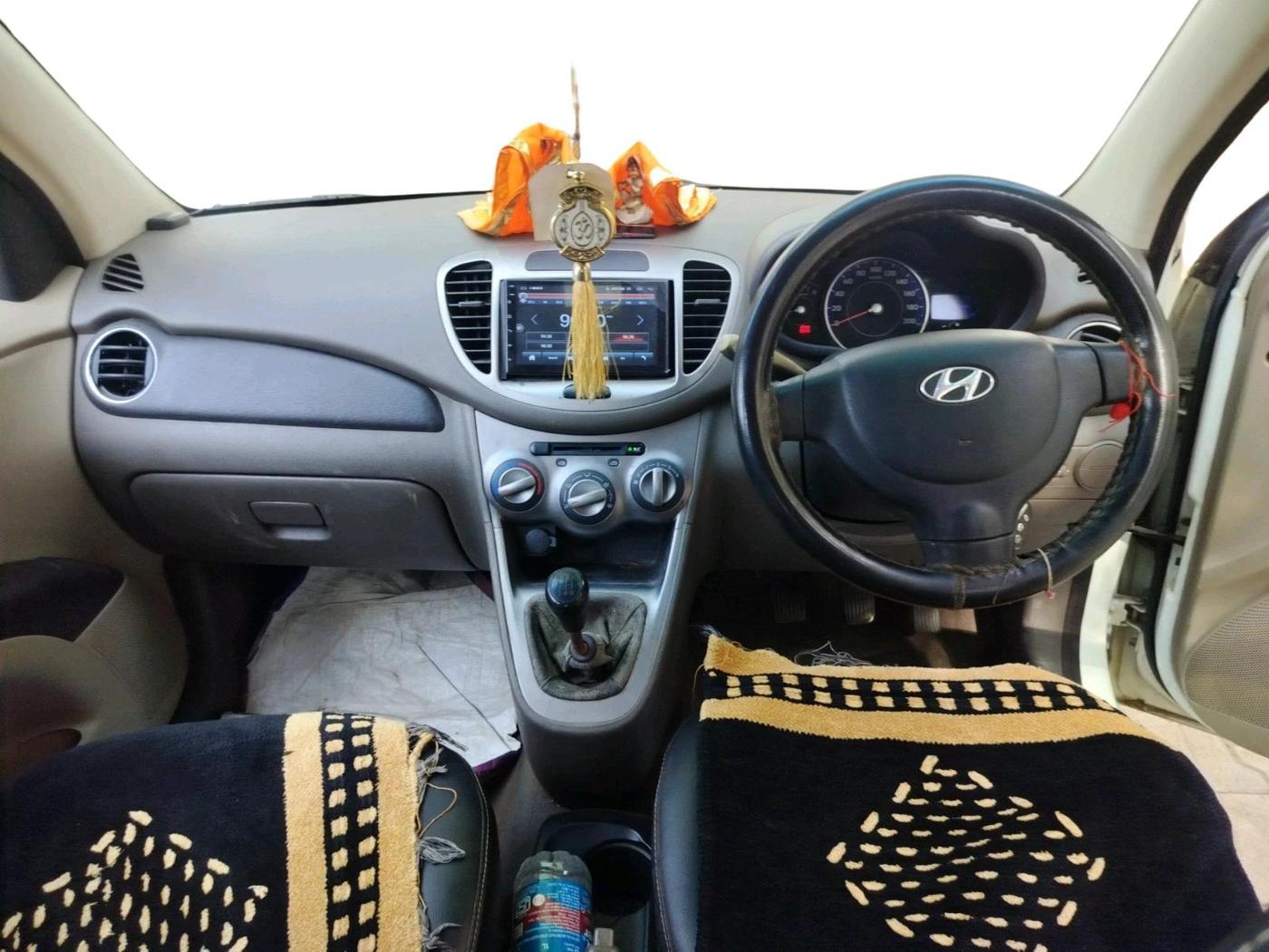 2012 Hyundai i10 MAGNA 1.2, Petrol, Manual, 59,330 km, interior