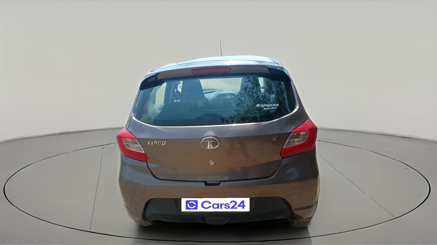 2019 Tata Tiago XT PETROL, CNG, Manual, 74,840 km, exterior