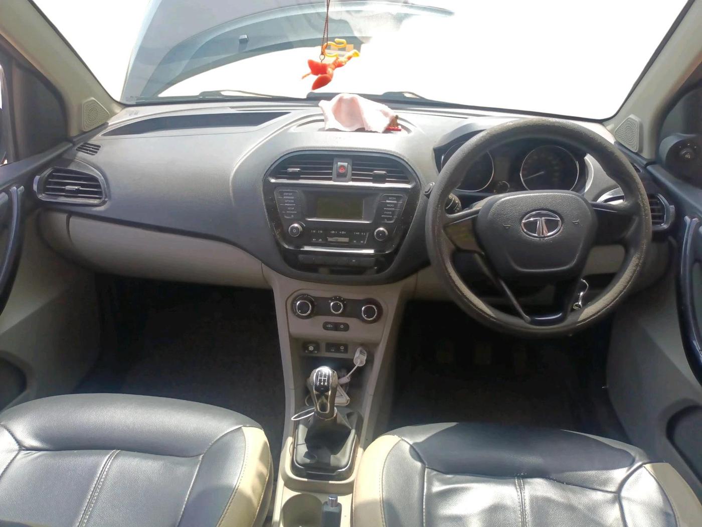 2019 Tata Tiago XT PETROL, CNG, Manual, 74,840 km, interior