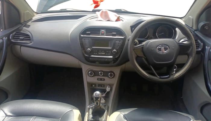 2019 Tata Tiago XT PETROL, CNG, Manual, 74,840 km, interior