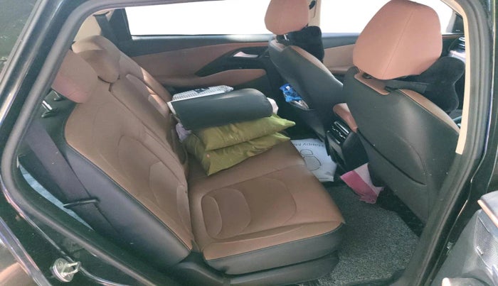 2023 MG HECTOR PLUS SHARP PRO 2.0 TURBO DIESEL 7 STR, Diesel, Manual, 76,049 km, interior