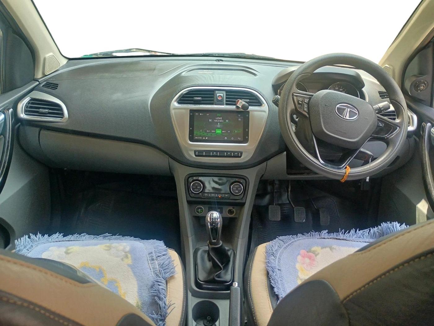 2018 Tata TIGOR XZ PLUS PETROL, CNG, Manual, 85,789 km, interior