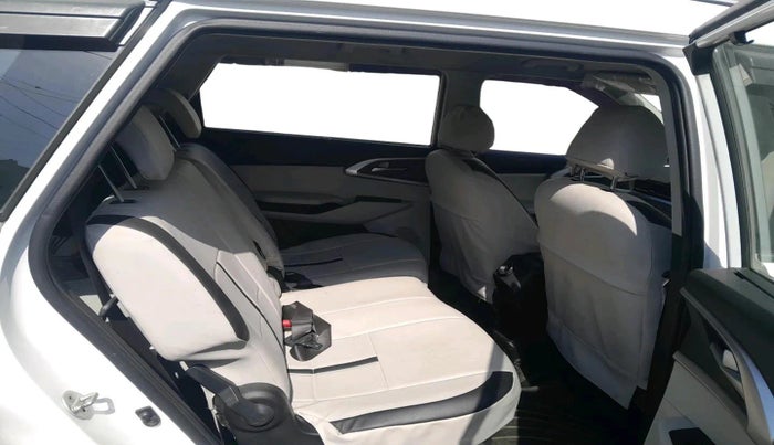 2022 KIA CARENS PRESTIGE PLUS 1.4 PETROL DCT 7 STR, Petrol, Automatic, 29,643 km, interior