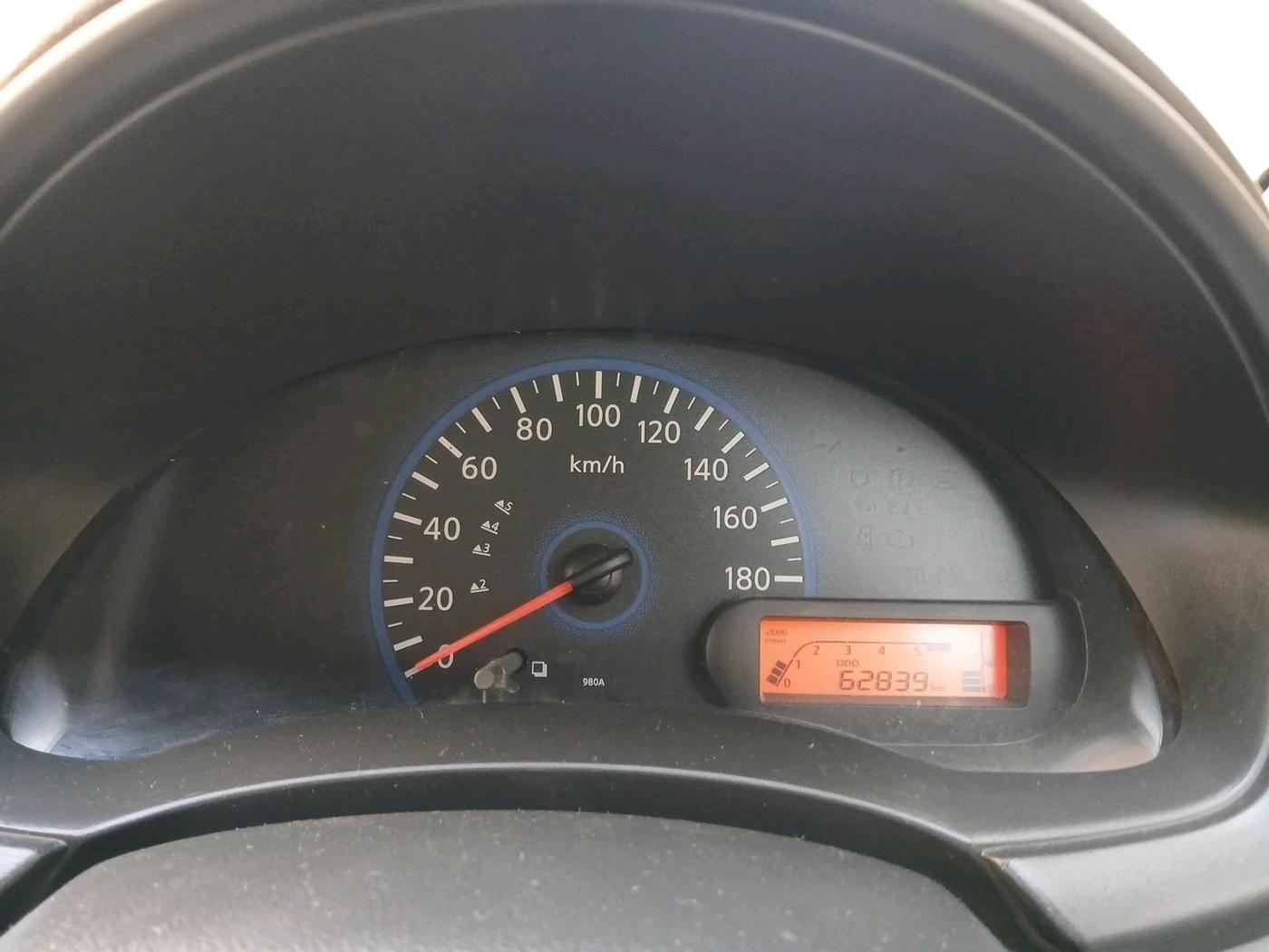 2016 Datsun Go T, CNG, Manual, 62,839 km, interior