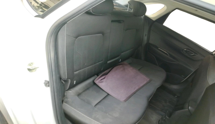 2021 Hyundai NEW I20 ASTA (O) 1.2 MT, Petrol, Manual, 45,345 km, interior