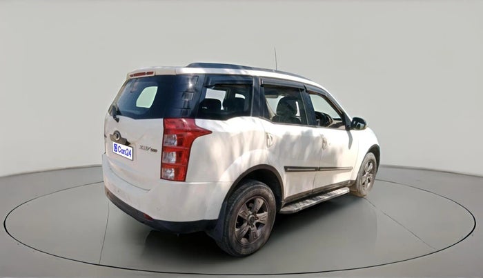 2015 Mahindra XUV500 W8, Diesel, Manual, 1,12,050 km, exterior