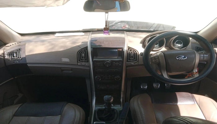 2015 Mahindra XUV500 W8, Diesel, Manual, 1,12,050 km, interior