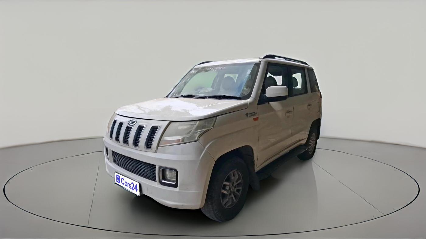 2017 Mahindra TUV300 T8, Diesel, Manual, 18,515 km, exterior