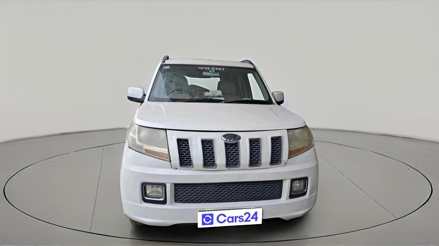 2017 Mahindra TUV300 T8, Diesel, Manual, 18,515 km, exterior