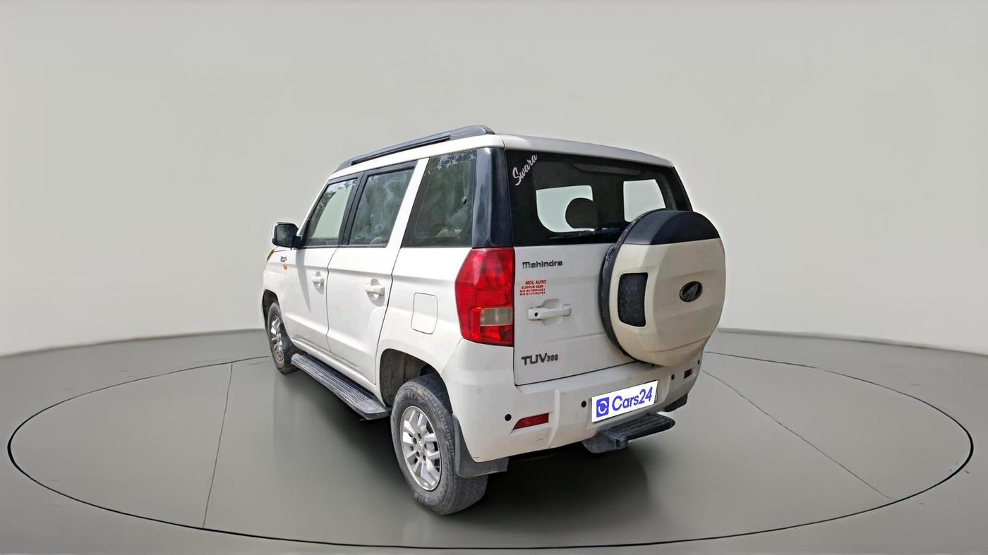 2017 Mahindra TUV300 T8, Diesel, Manual, 18,515 km, exterior