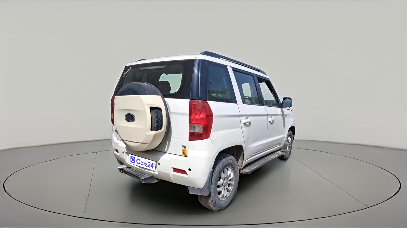 2017 Mahindra TUV300 T8, Diesel, Manual, 18,515 km, exterior