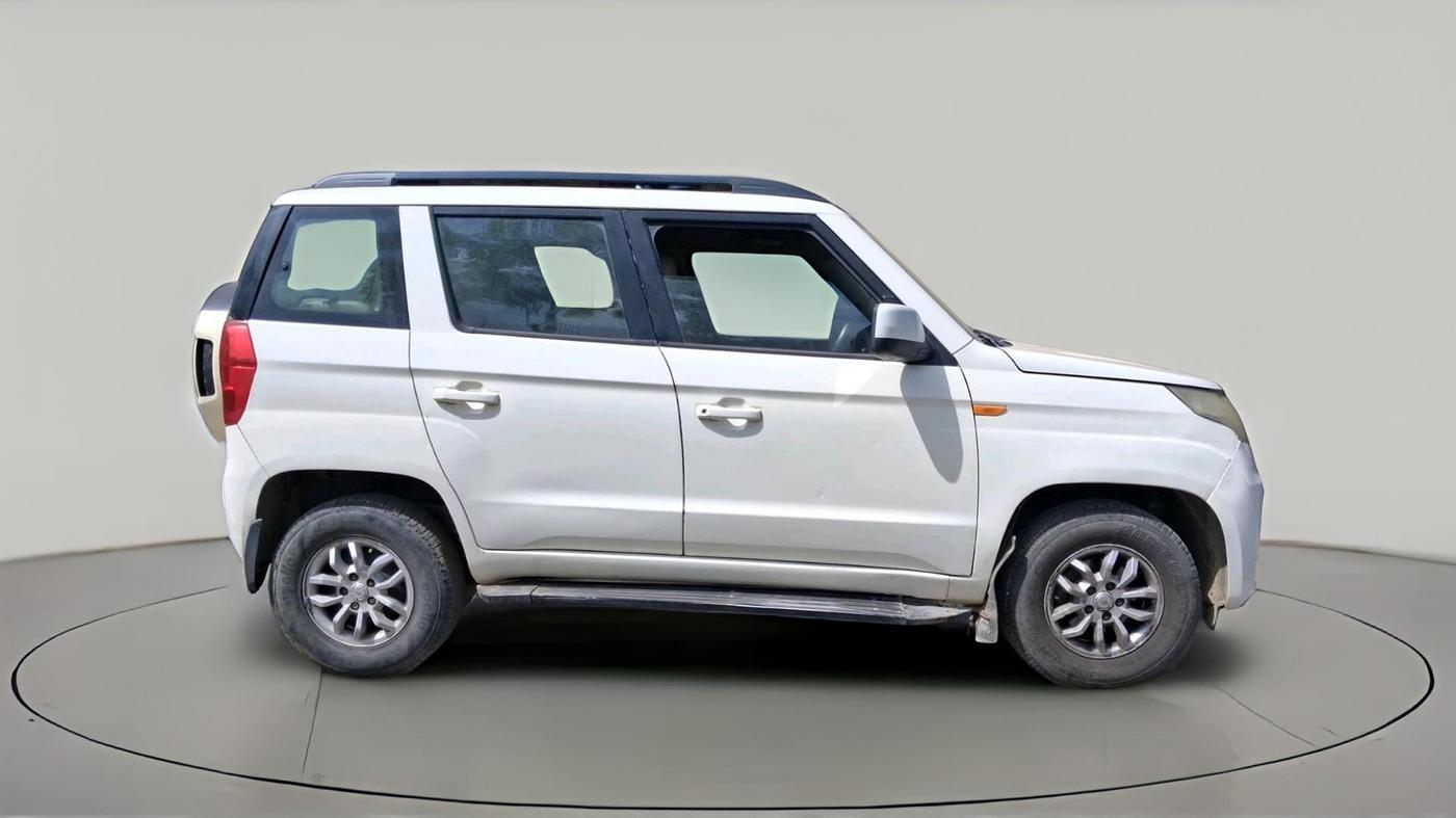 2017 Mahindra TUV300 T8, Diesel, Manual, 18,515 km, exterior