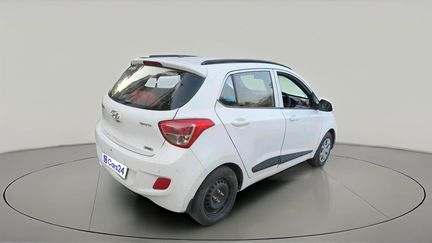 2016 Hyundai Grand i10 SPORTZ 1.1 CRDI, Diesel, Manual, 1,27,481 km, exterior