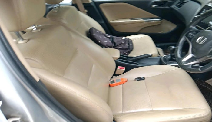 2014 Honda City 1.5L I-VTEC VX, Petrol, Manual, 57,967 km, interior