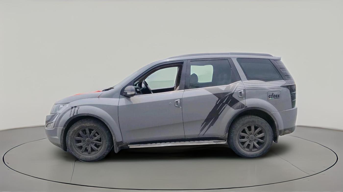 2017 Mahindra XUV500 W10, Diesel, Manual, 1,17,190 km, exterior