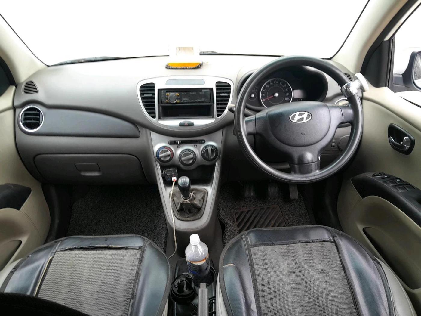 2012 Hyundai i10 MAGNA 1.2, Petrol, Manual, 85,326 km, interior