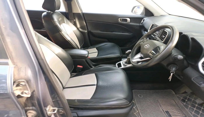 2019 Hyundai VENUE S 1.4 CRDI, Diesel, Manual, 1,12,920 km, interior