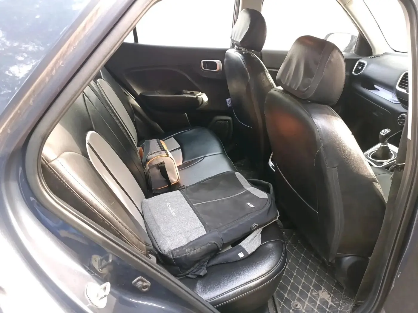 2019 Hyundai VENUE S 1.4 CRDI, Diesel, Manual, 1,12,920 km, interior