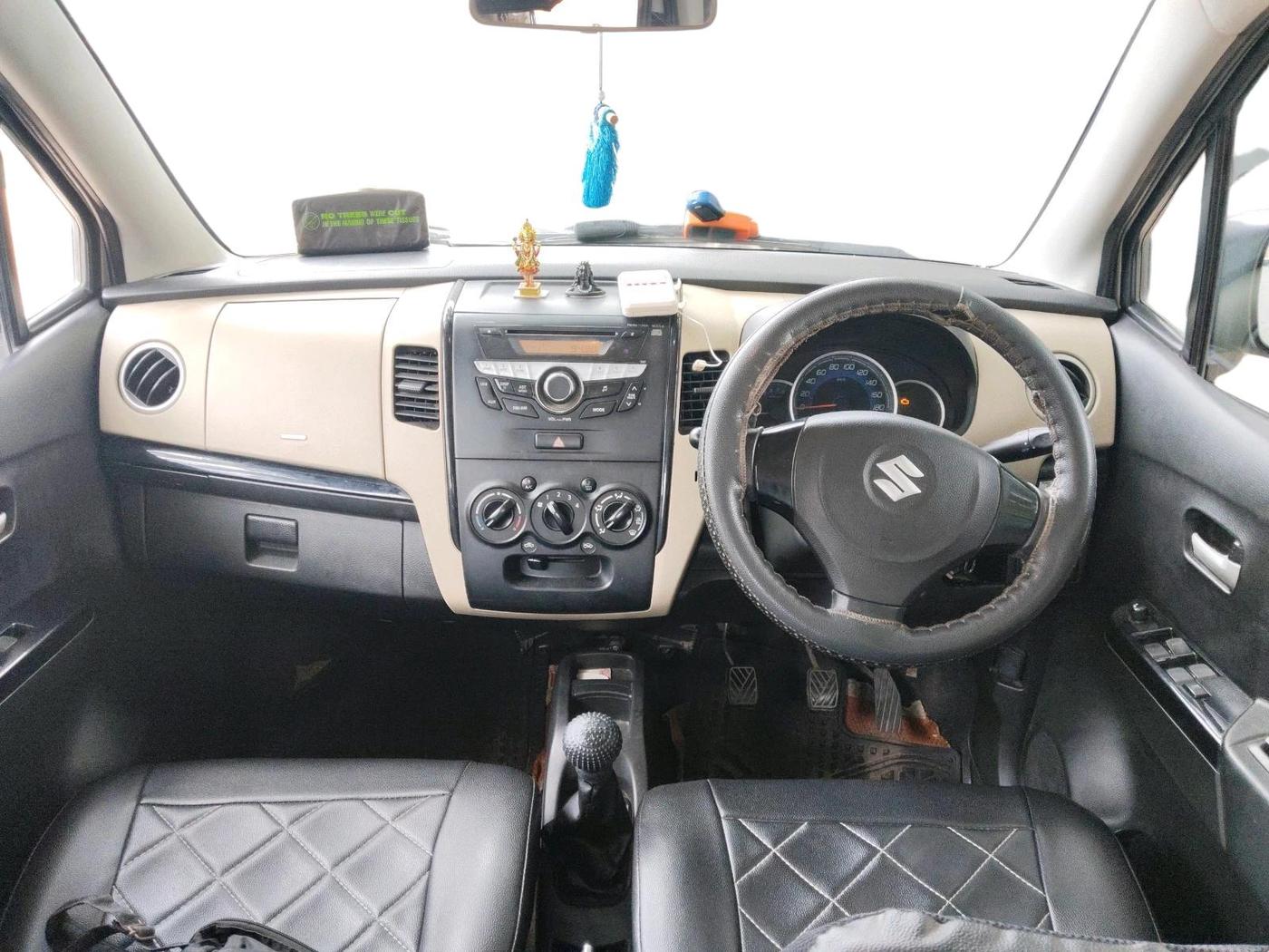 2017 Maruti Wagon R 1.0 VXI, CNG, Manual, 65,778 km, interior