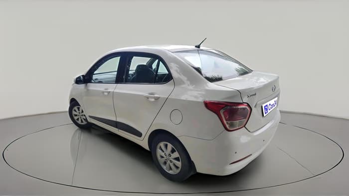 2016 Hyundai Xcent SX 1.1 CRDI, Diesel, Manual, 1,09,843 km, exterior