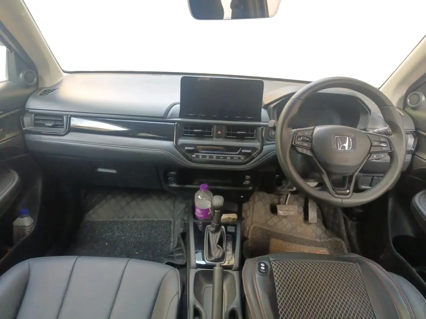 2025 Honda ELEVATE ZX CVT Black Edition, Petrol, Automatic, 6,563 km, interior