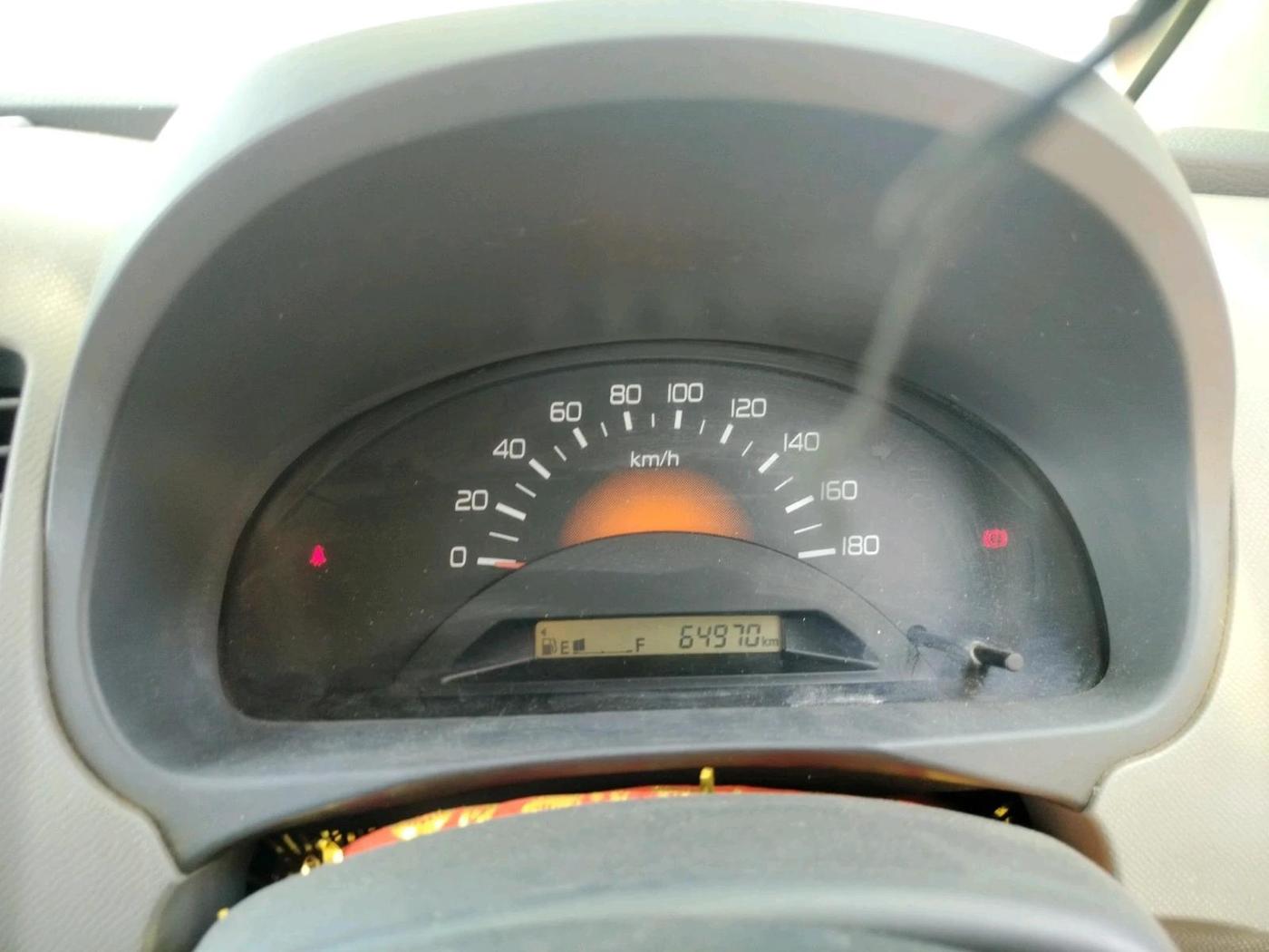 2011 Maruti Wagon R 1.0 LXI, Petrol, Manual, 64,970 km, interior