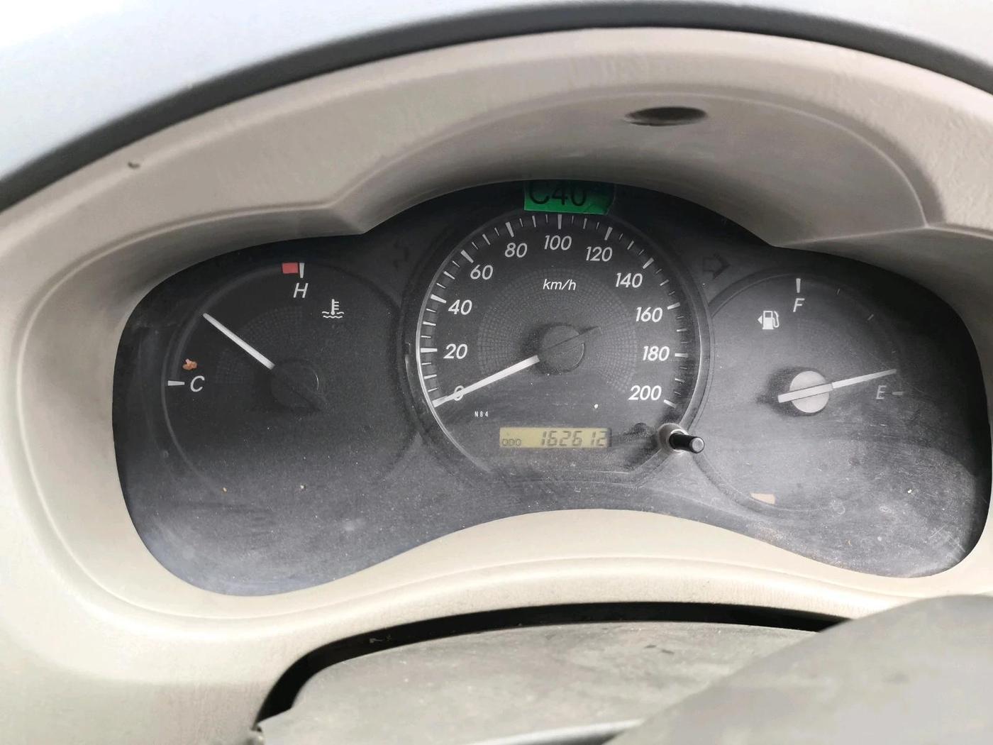 2012 Toyota Innova 2.5 G 8 STR, Diesel, Manual, 1,62,612 km, interior