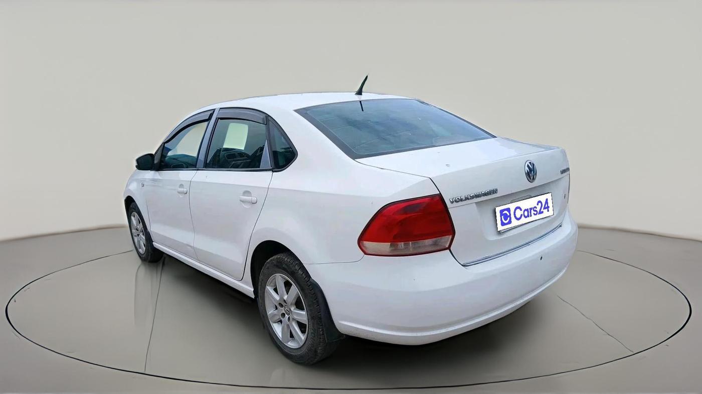2011 Volkswagen Vento HIGHLINE DIESEL 1.6, Diesel, Manual, 1,25,054 km, exterior