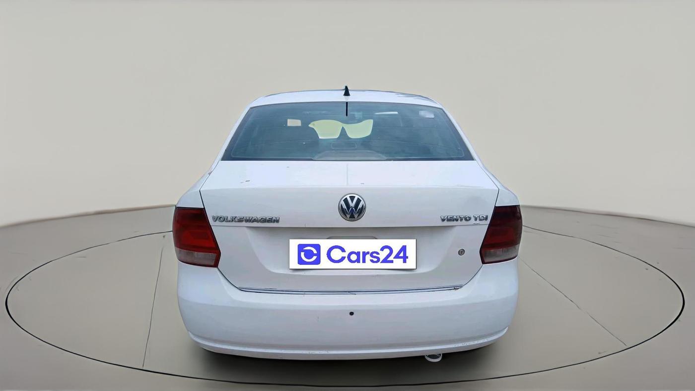 2011 Volkswagen Vento HIGHLINE DIESEL 1.6, Diesel, Manual, 1,25,054 km, exterior